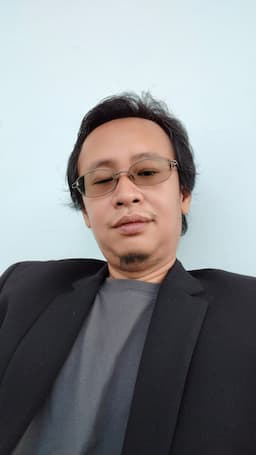 M. Hariadi